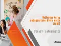 Nauczycielka prowadzi kurs pedagogiczny. Uczniowie słuchają z uwagą. Na plakacie hasła "Rethink, Refuse, Repurpose".