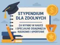 Stypendium w szkole podstawowej dla zdolnych uczniów za wyniki w nauce i osiągnięcia. Dyplom, biret, ołówek, książki, medale i moneta z dolarem.