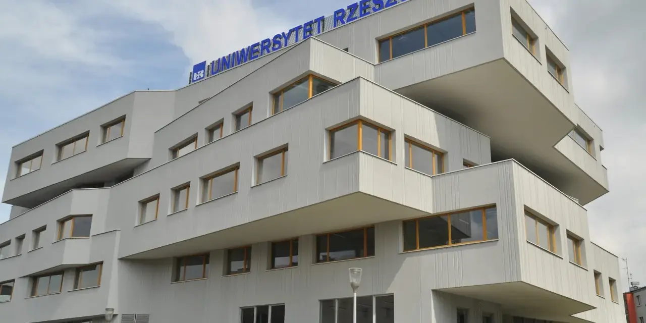 Uniwersytet Rzeszowski: Kierunki studiów Znajdź swoją pasję i karierę