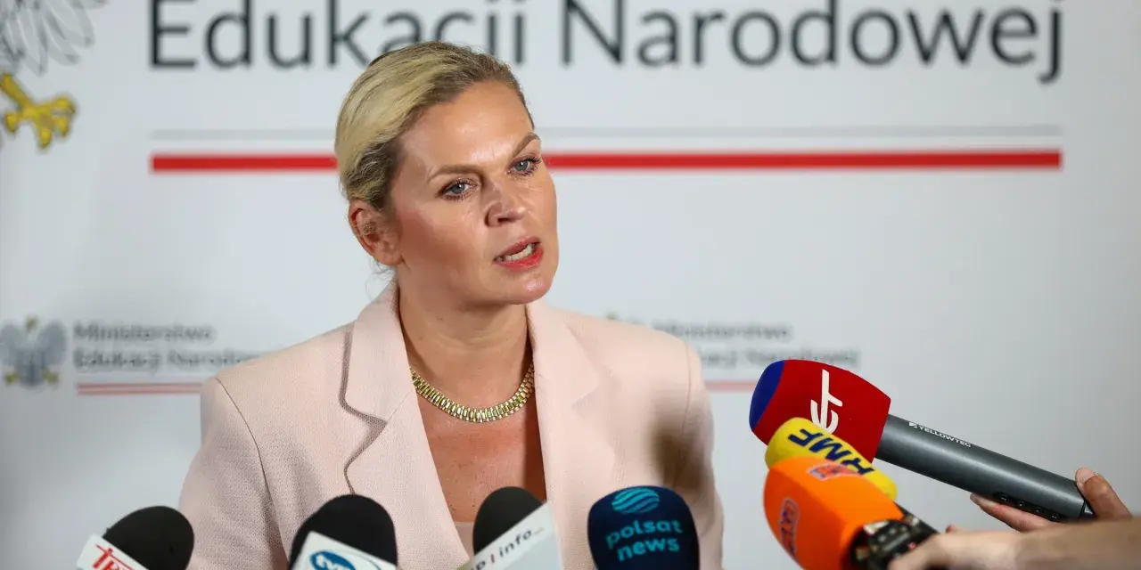 Absencja szkolna: Co to jest? Uniknij kar i znajdź pomoc!