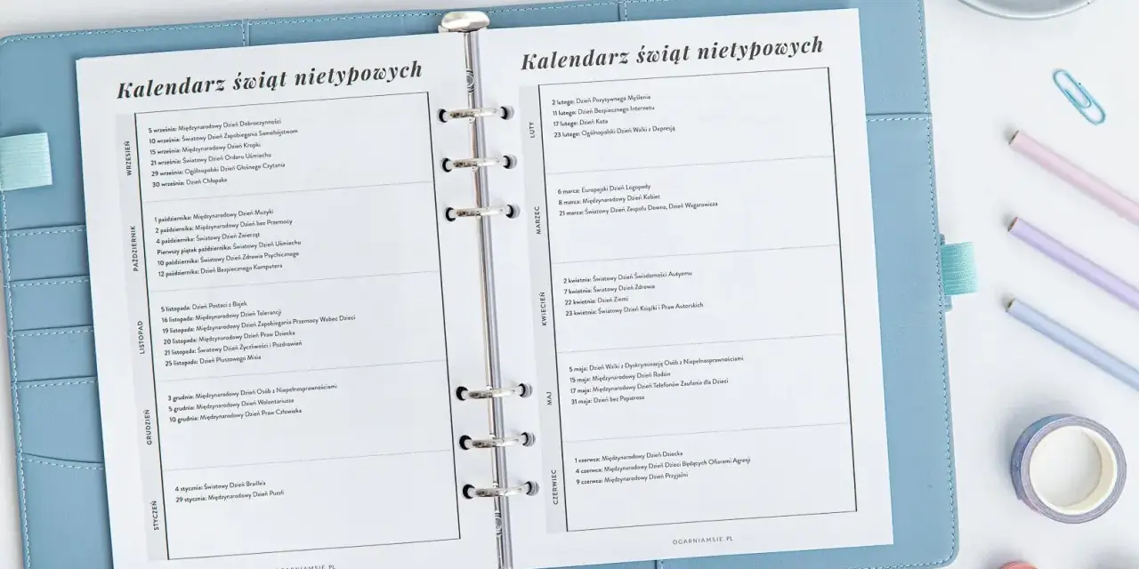 Kalendarz świąt nietypowych, z wpisami na wrzesień, październik i listopad. 1 września to początek roku szkolnego i czas na planowanie.