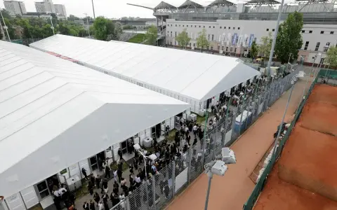 Matura w Szkole w Chmurze: Stacjonarnie, nie online! Pełny obraz