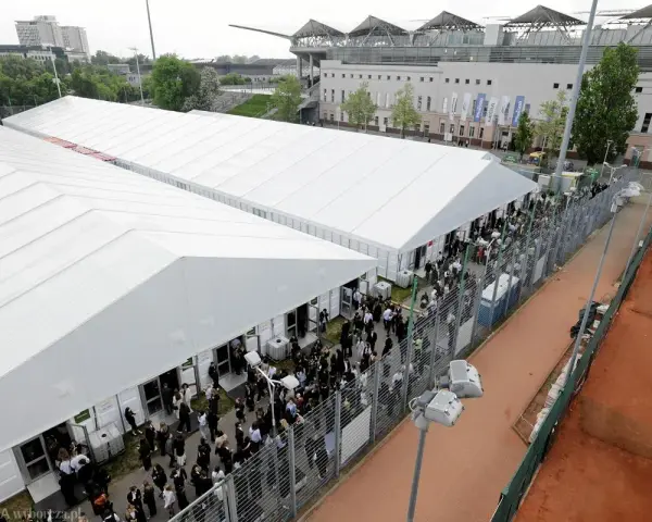 Matura w Szkole w Chmurze: Stacjonarnie, nie online! Pełny obraz