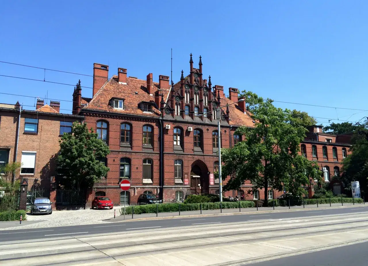 Uniwersytet Medyczny Wrocław kampus wydziały