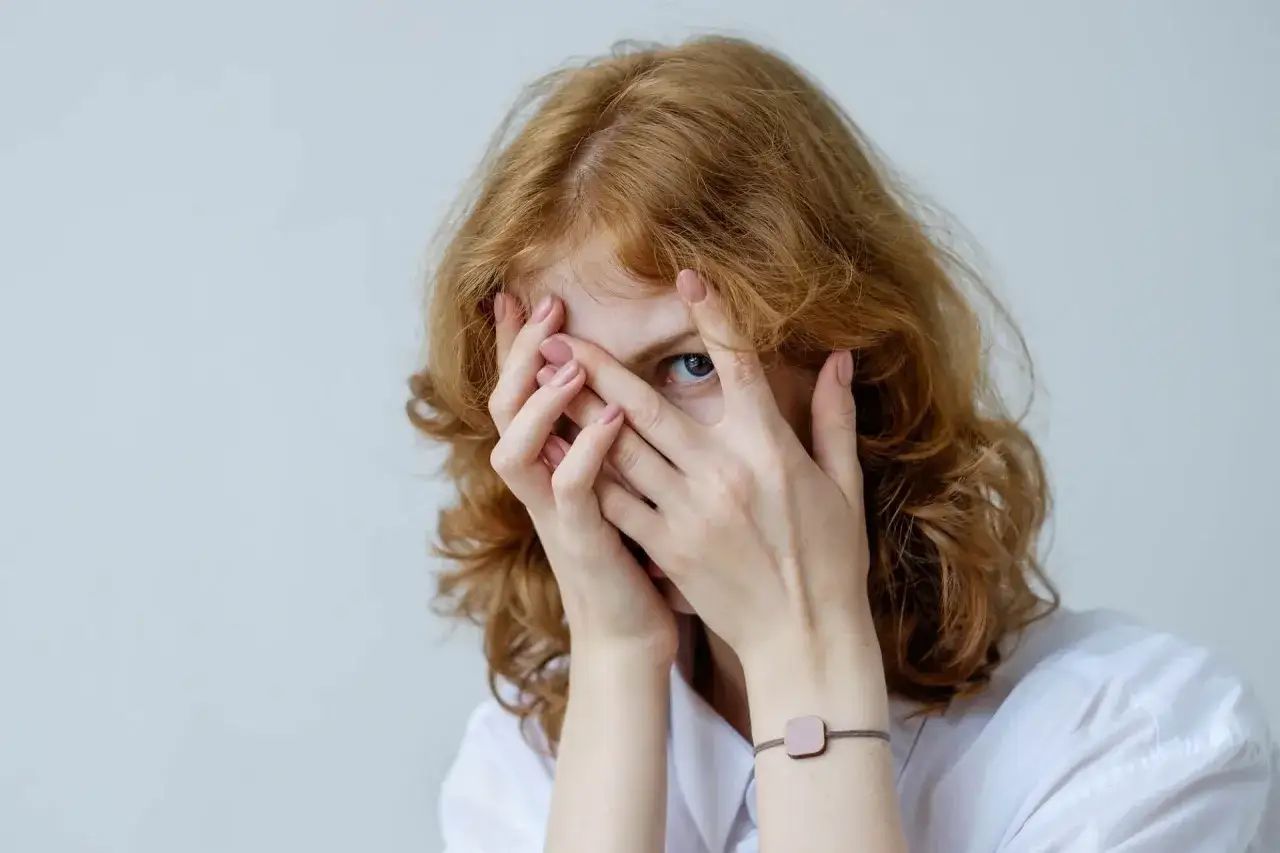 smutny dorosły, skutki nieleczonej fobii